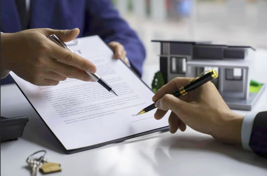 Asesoría y Revisión de Contratos 